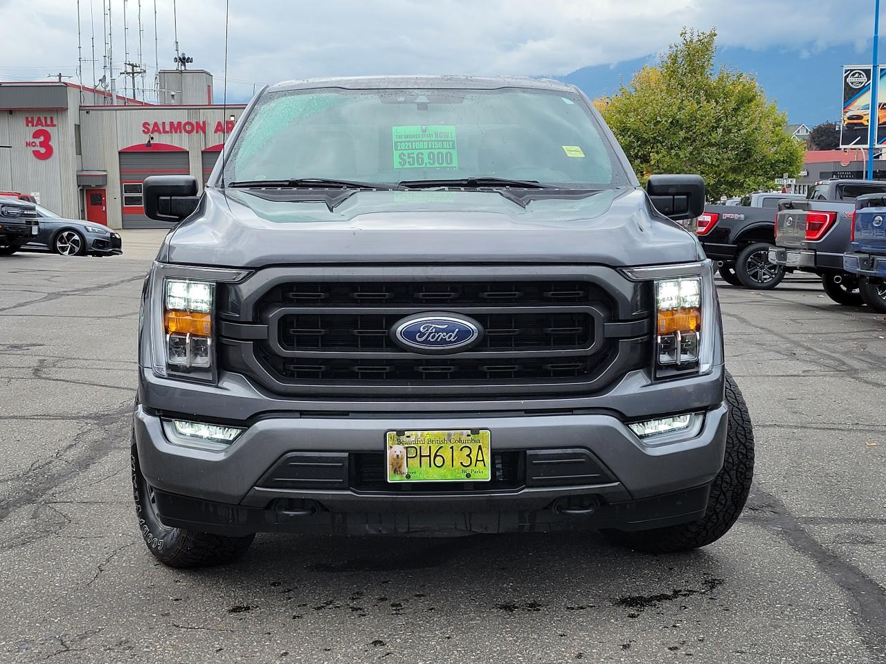 2021 Ford F-150 XLT Photo1