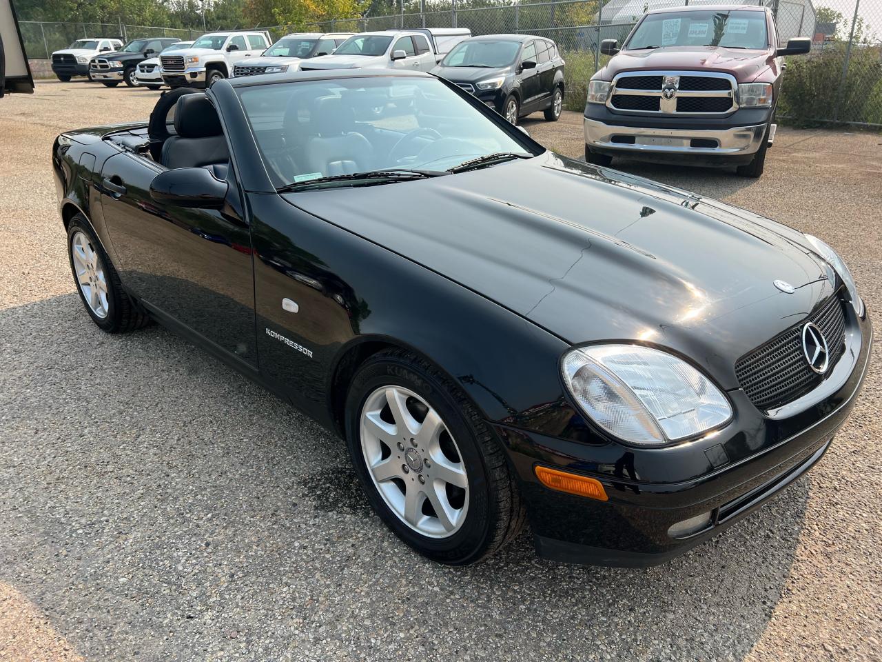 1998 Mercedes-Benz SLK Kompressor Hard Top convertible Leather - Photo #3