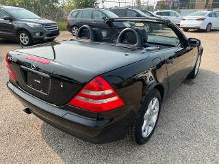 1998 Mercedes-Benz SLK Kompressor Hard Top convertible Leather - Photo #8