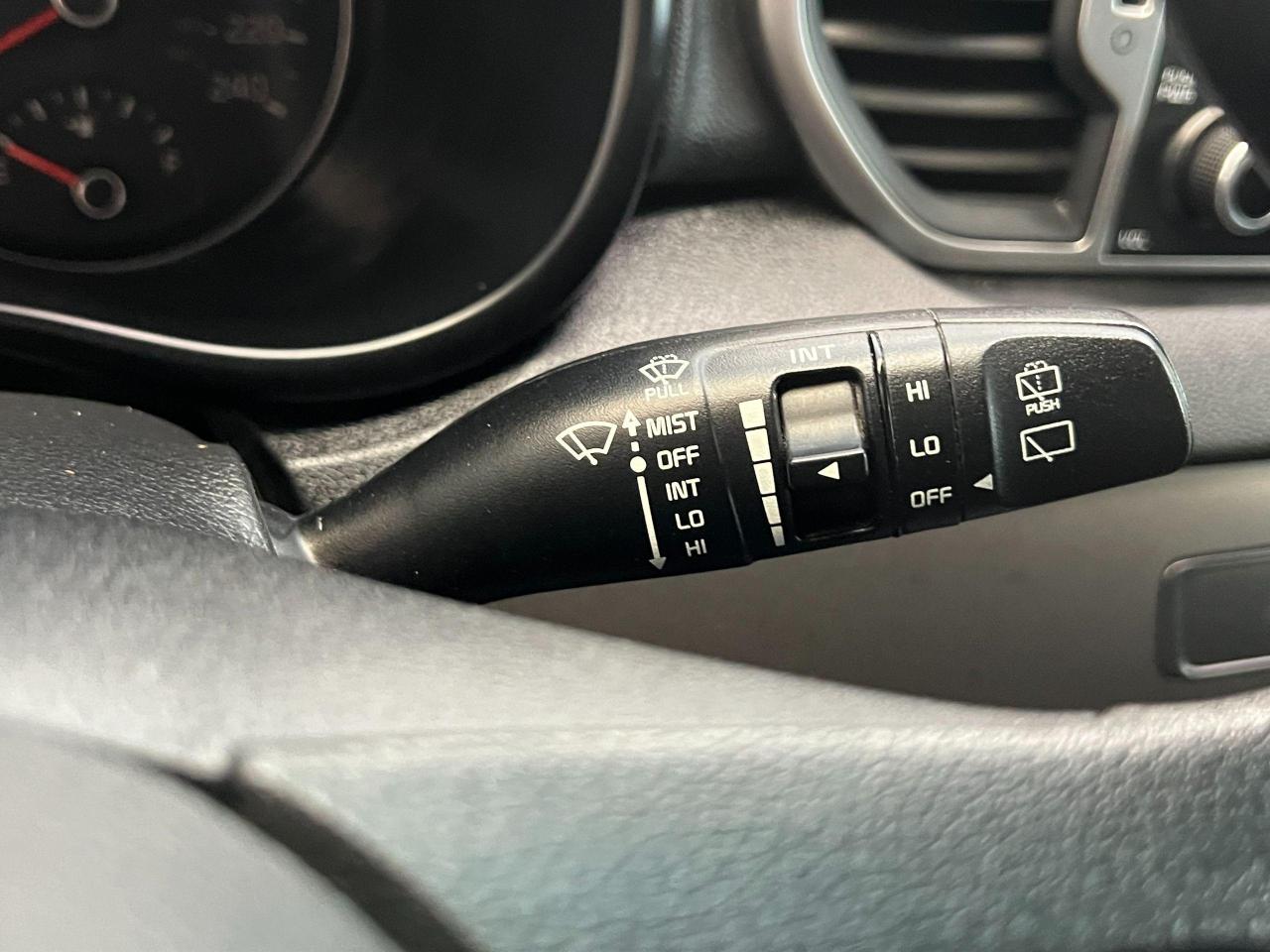 2018 Kia Sportage LX+New Tires+Brakes+Camera+HeatedSeats+CLEANCARFAX - Photo #47