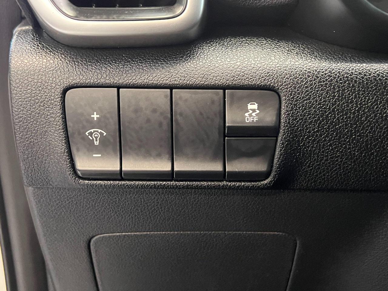 2018 Kia Sportage LX+New Tires+Brakes+Camera+HeatedSeats+CLEANCARFAX Photo49