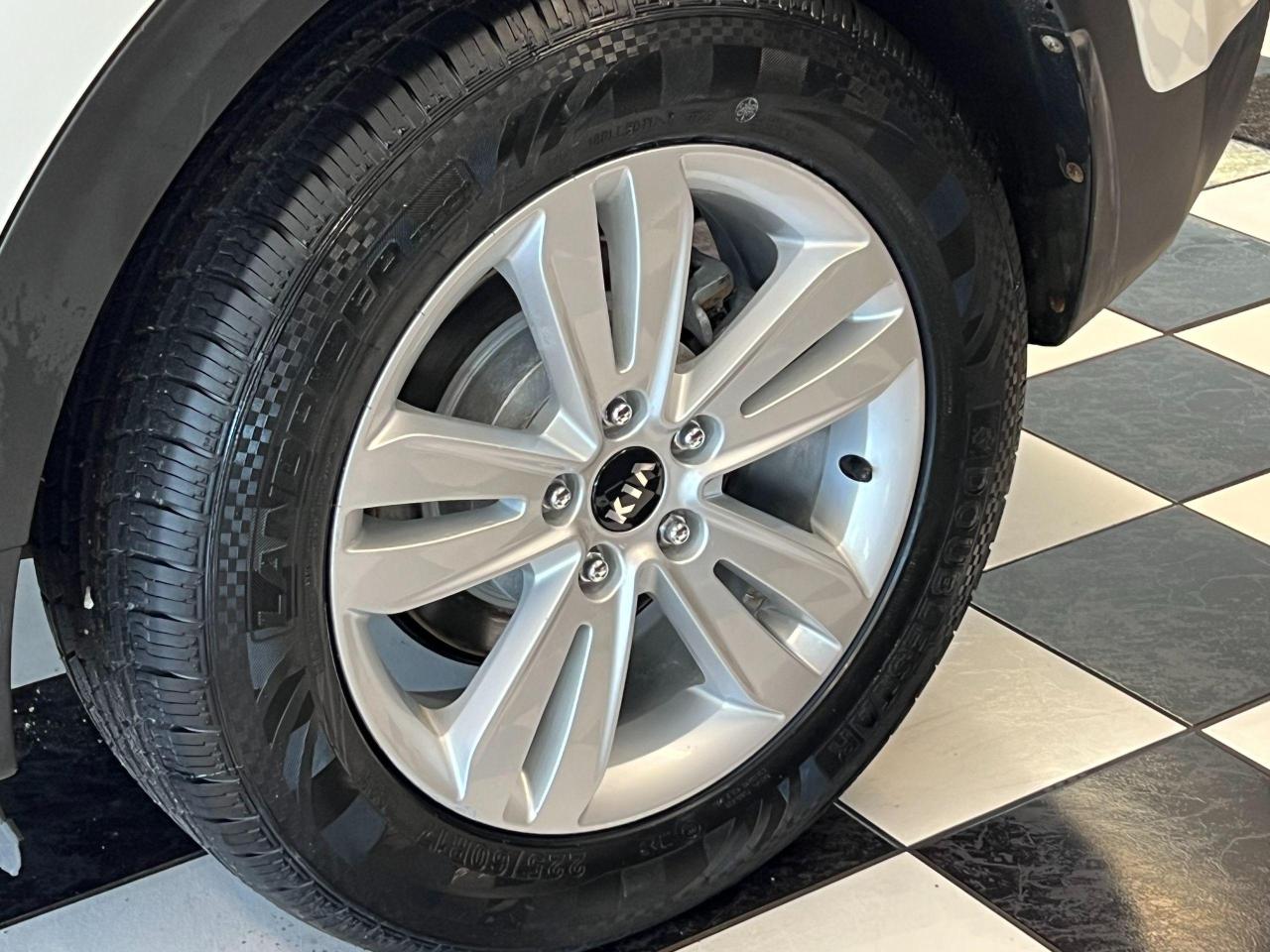 2018 Kia Sportage LX+New Tires+Brakes+Camera+HeatedSeats+CLEANCARFAX Photo55