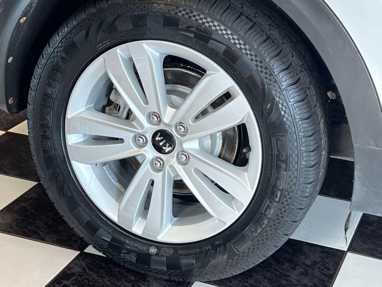 2018 Kia Sportage LX+New Tires+Brakes+Camera+HeatedSeats+CLEANCARFAX - Photo #56