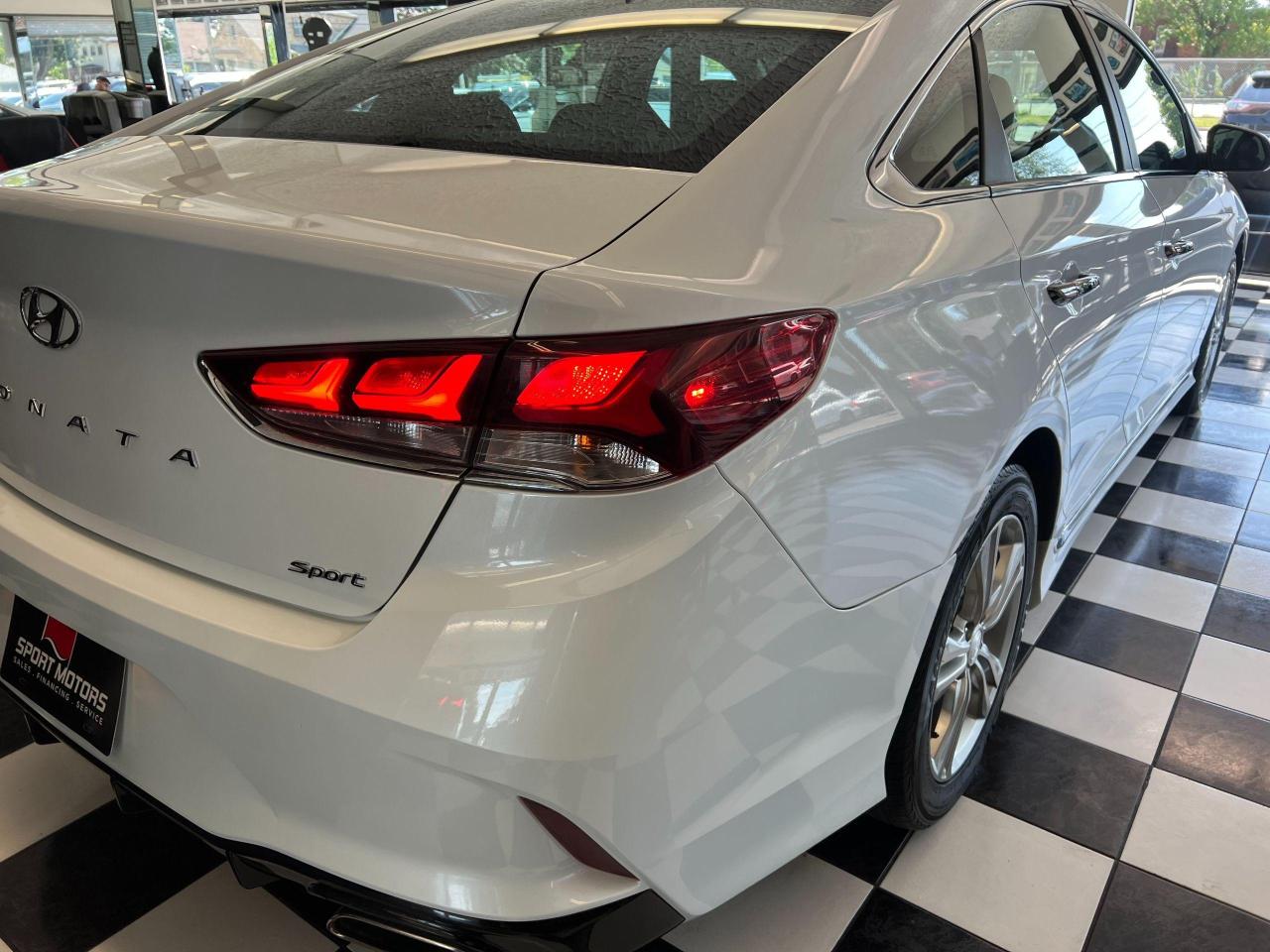 2019 Hyundai Sonata Essential SPORT+Roof+Leather+NewBrakes+CLEANCARFAX Photo104
