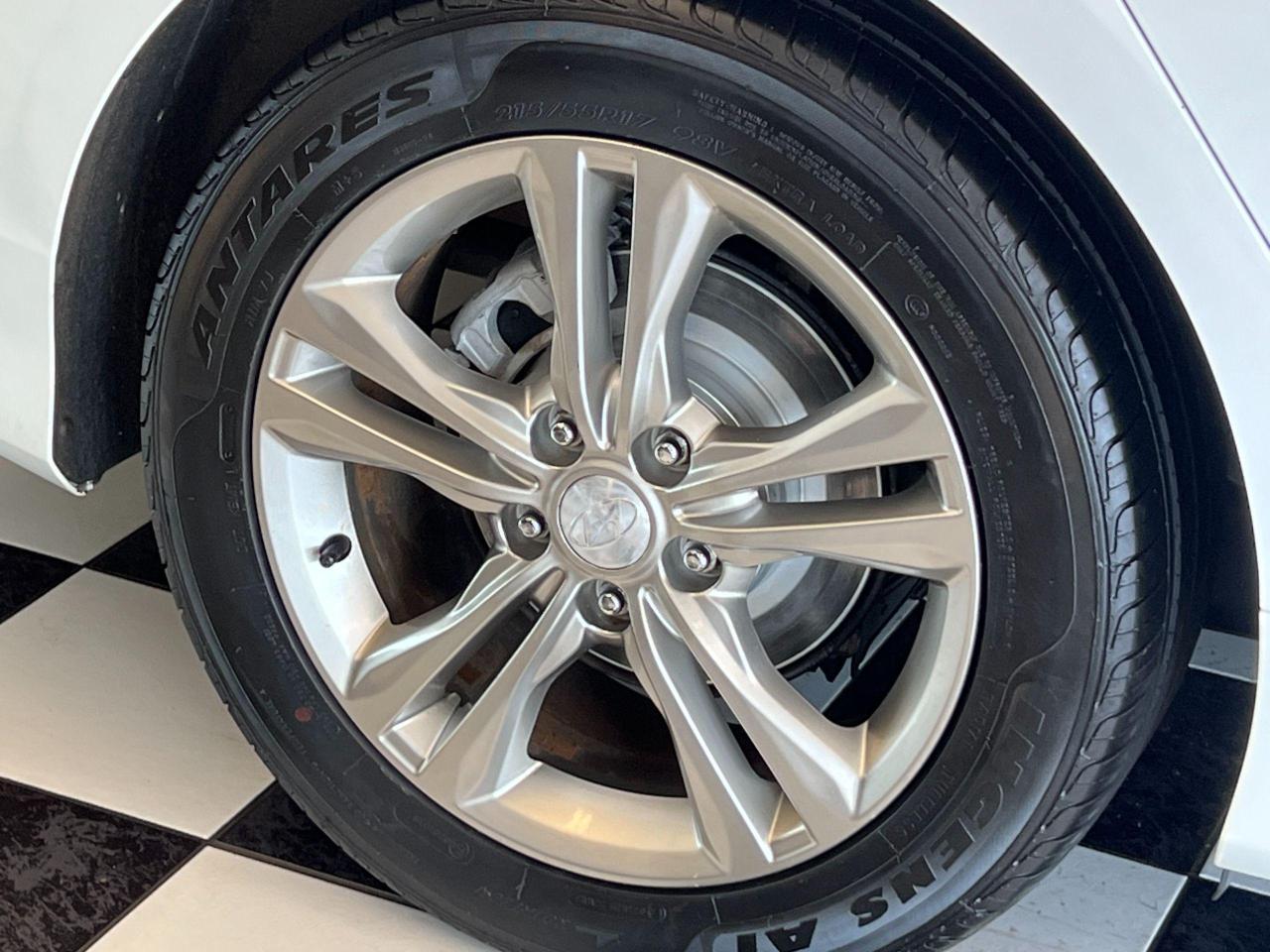 2019 Hyundai Sonata Essential SPORT+Roof+Leather+NewBrakes+CLEANCARFAX - Photo #57