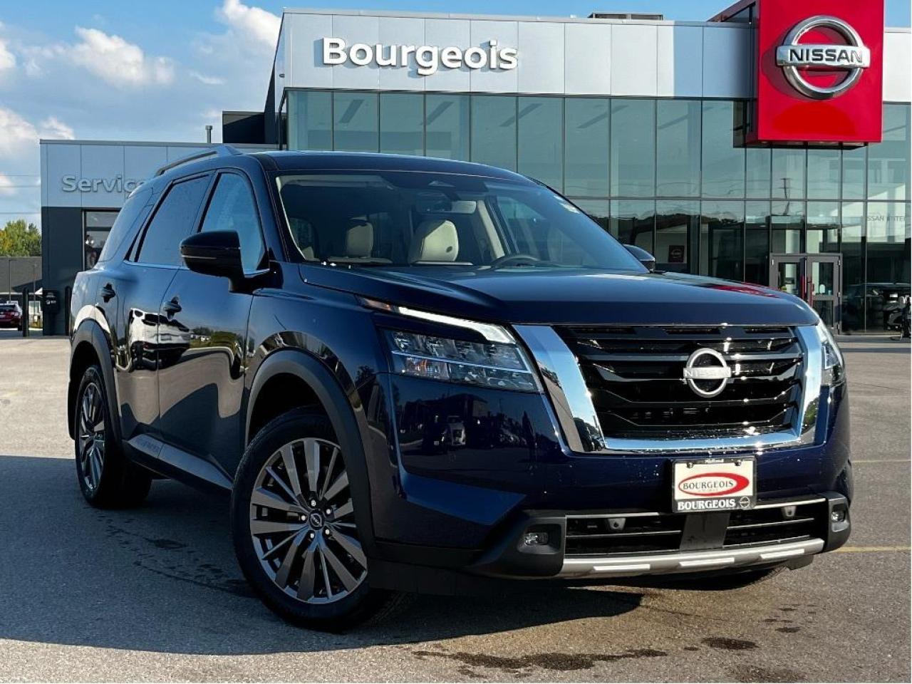 New 2024 Nissan Pathfinder SL for sale in Midland, ON