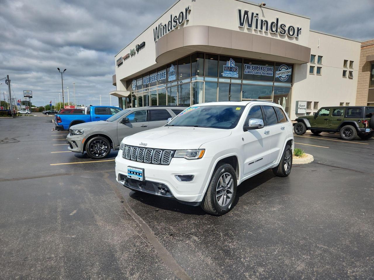 Used 2020 Jeep Grand Cherokee Overland for sale in Windsor, ON