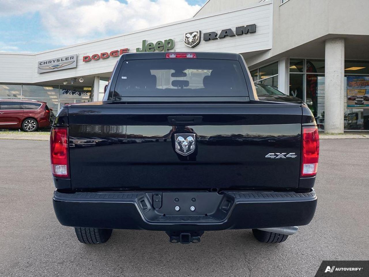 2023 RAM 1500 Classic Tradesman - Aluminum Wheels Photo3