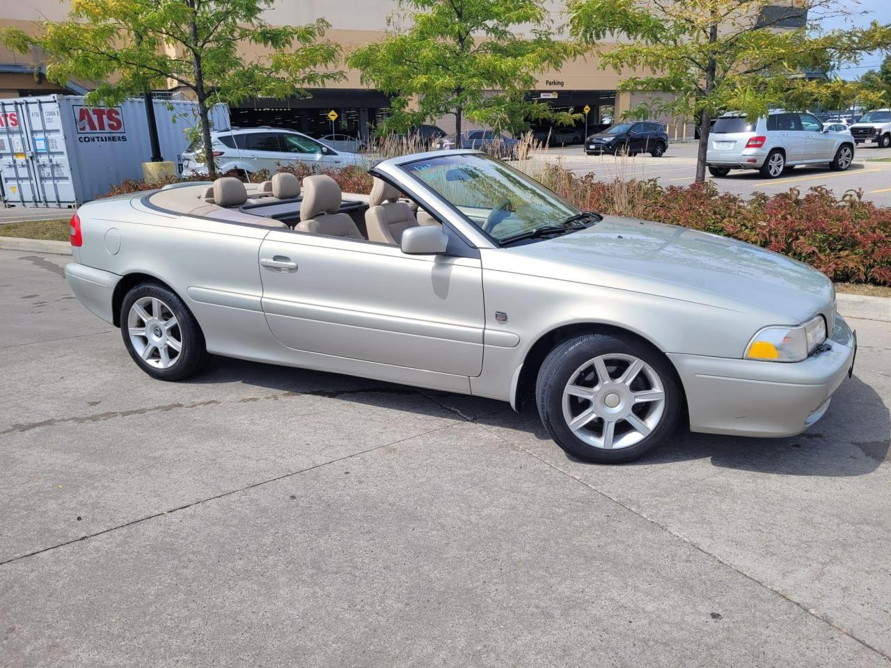 2002 Volvo C70 Convertible, Leather, Low KM, Auto,  Warranty avai