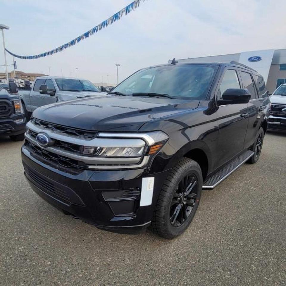 Image - 2023 Ford Expedition XLT  - Sunroof