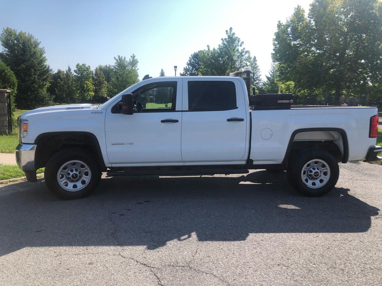 Used 2019 GMC Sierra 2500 Diesel HD for sale in Ottawa, ON