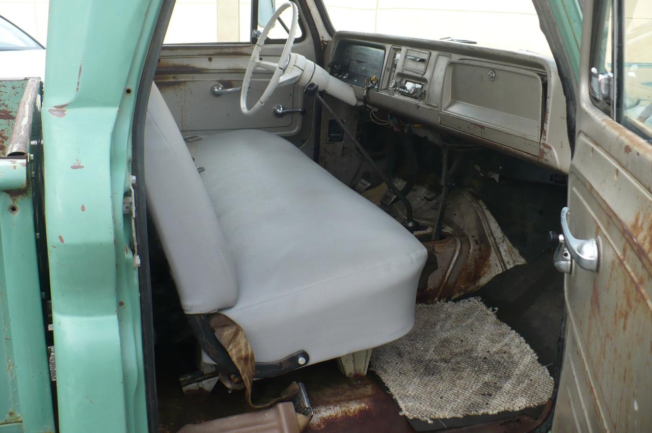 1964 Chevrolet C/K 30 RWD Photo3