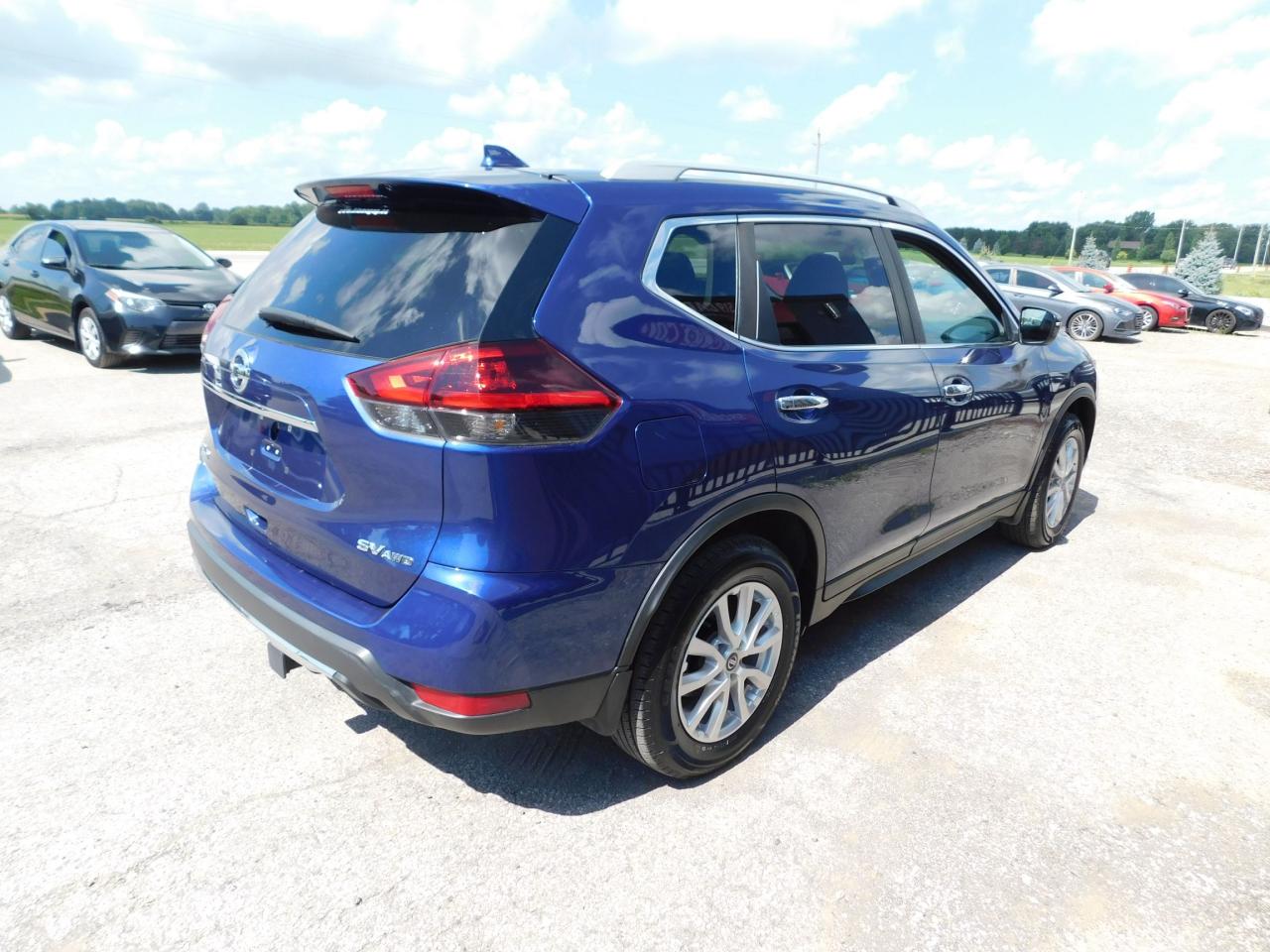 2018 Nissan Rogue SV | Backup Camera | AWD | Bluetooth - Photo #4