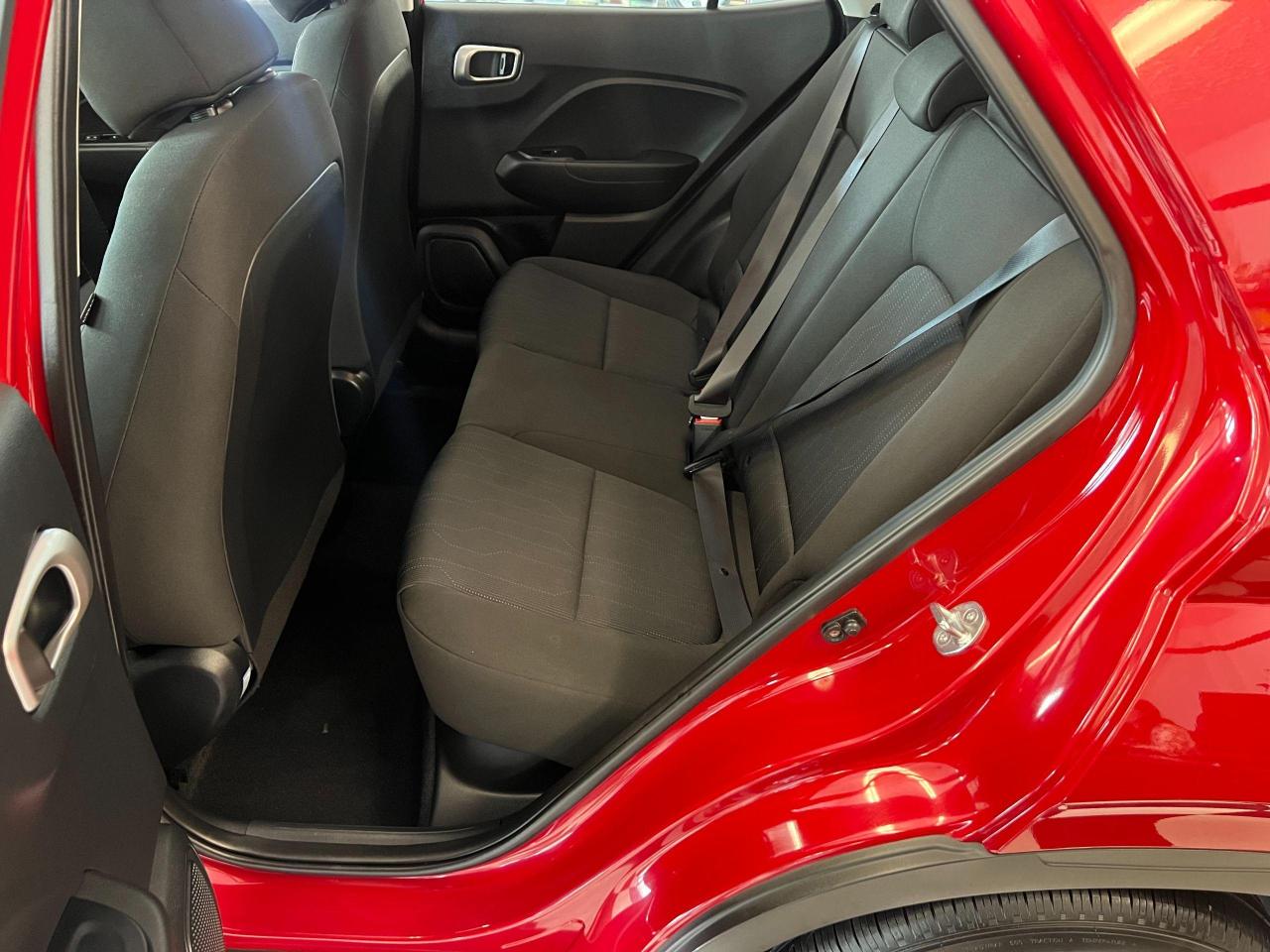 2022 Hyundai Venue Essential+ApplePlay+Camera+HeatedSeats+CleanCarfax Photo89