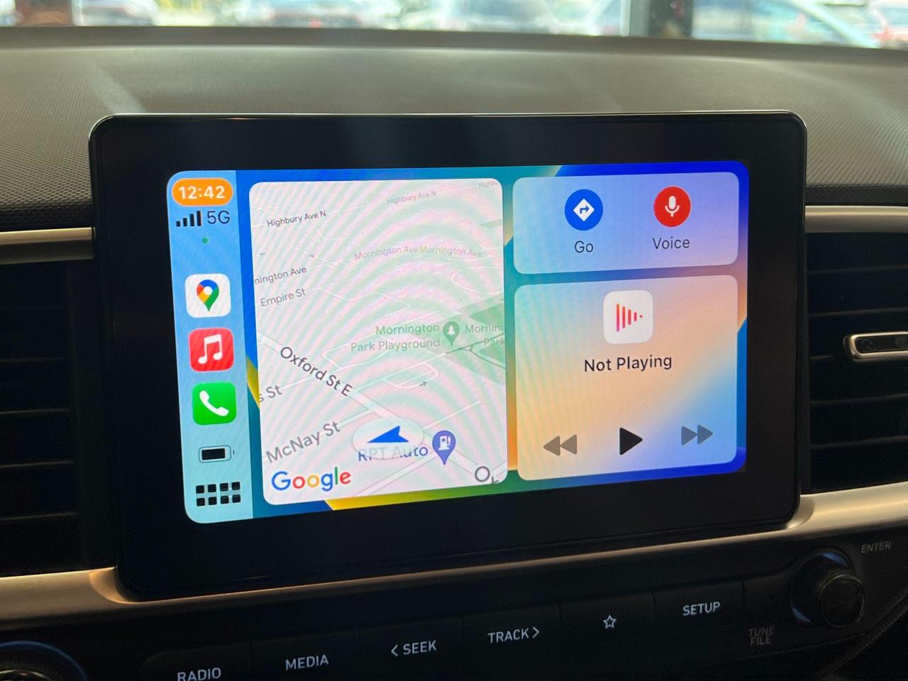 2022 Hyundai Venue Essential+ApplePlay+Camera+HeatedSeats+CleanCarfax Photo95