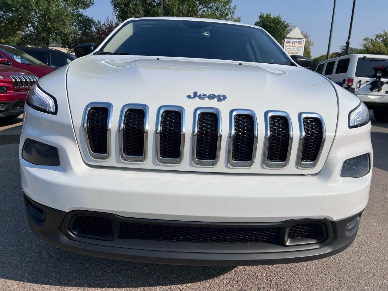 2015 Jeep Cherokee Sport - Photo #1