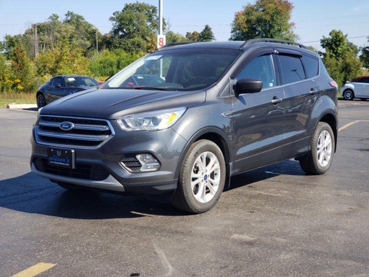 Used 2017 Ford Escape SE 4WD, Sunroof, Nav, Heated Seats, Power Seat, Bluetooth, Rear Camera, Alloy Wheels and more! for sale in Guelph, ON