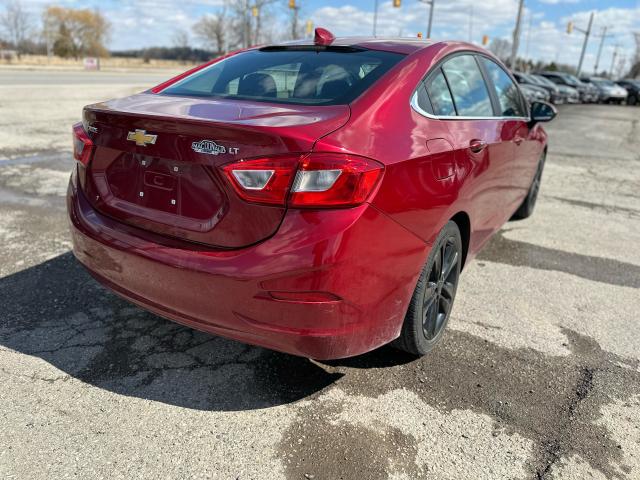 2018 Chevrolet Cruze LT Photo3