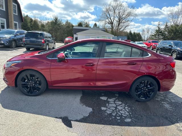 2018 Chevrolet Cruze LT Photo6