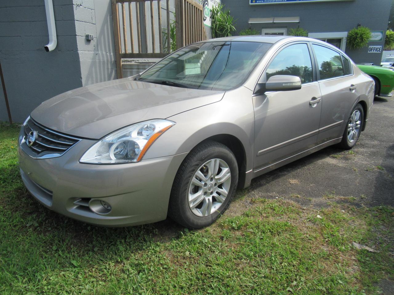 2012 Nissan Altima 2.5 - Certified w/ 6 Month Warranty