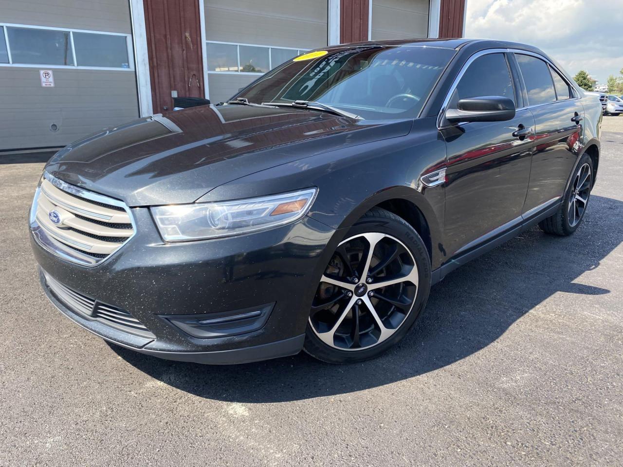 Used 2014 Ford Taurus SEL *No Accidents* for sale in Dunnville, ON