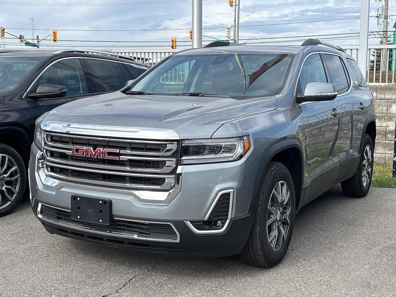 New 2023 GMC Acadia SLT for sale in Brampton, ON