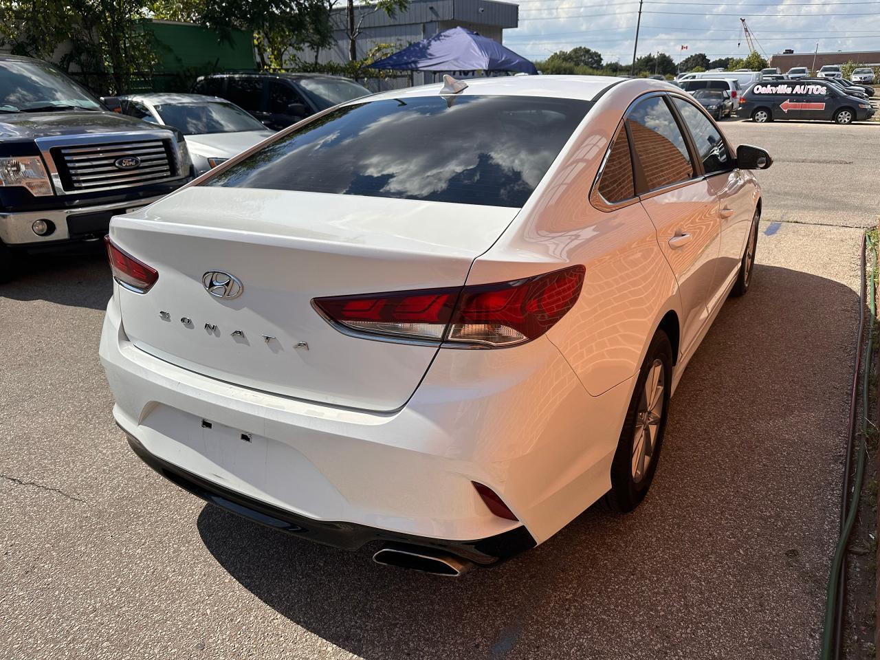 2019 Hyundai Sonata 2.4L Essential Photo
