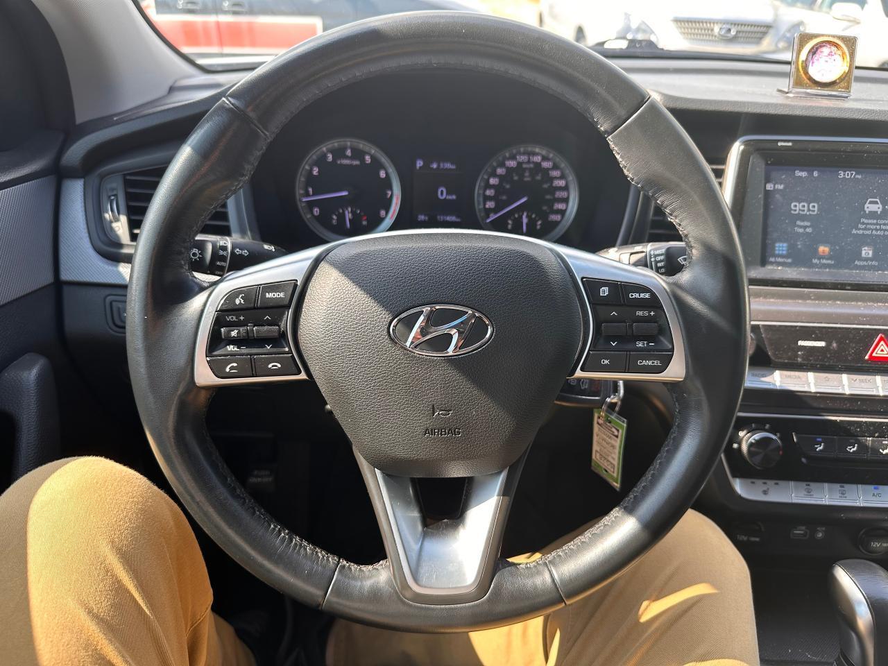 2019 Hyundai Sonata 2.4L Essential Photo
