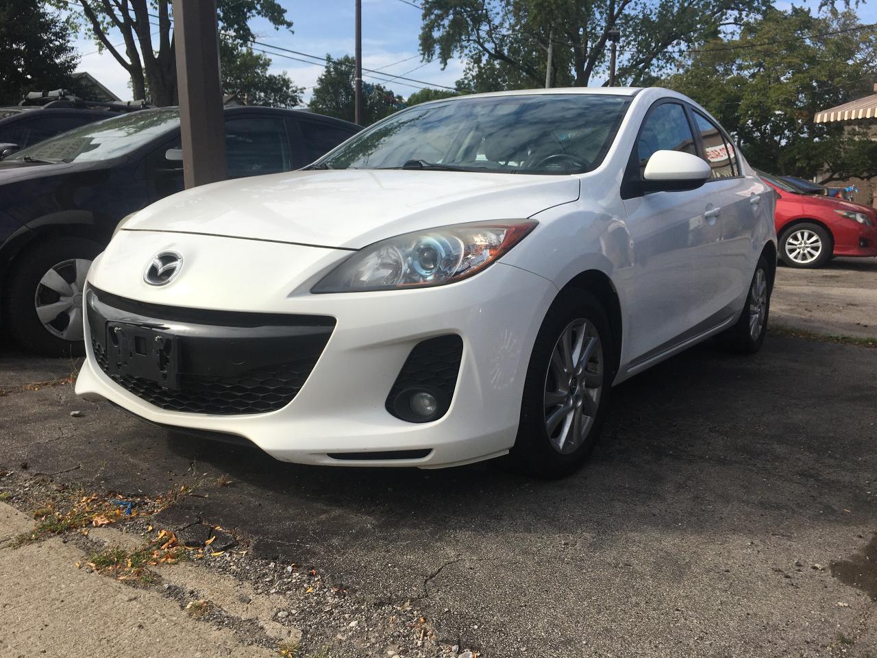 2013 Mazda MAZDA3 4dr Sdn Auto GS-SKY - Photo #1