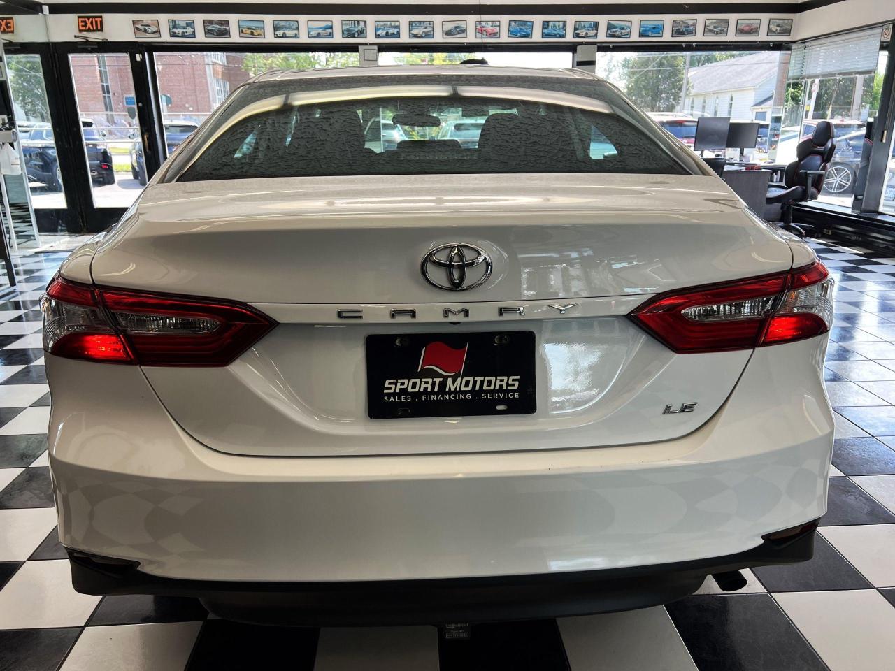 2019 Toyota Camry LE+New Brakes+Camera+ApplePlay+CLEAN CARFAX - Photo #3