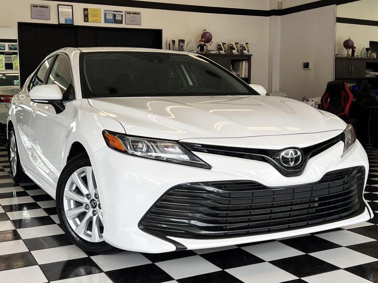 2019 Toyota Camry LE+New Brakes+Camera+ApplePlay+CLEAN CARFAX - Photo #15