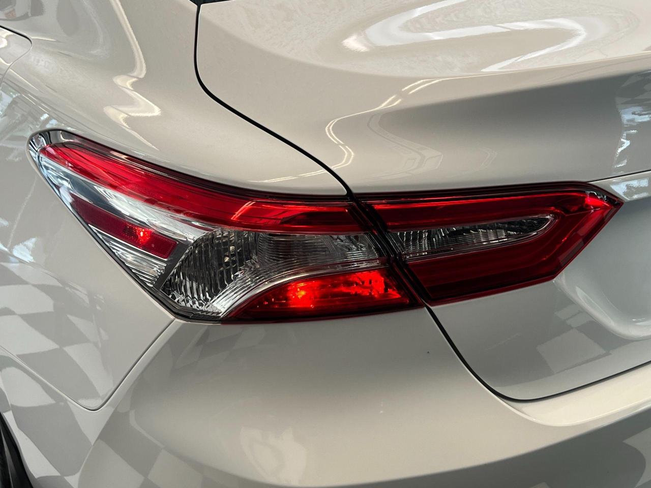 2019 Toyota Camry LE+New Brakes+Camera+ApplePlay+CLEAN CARFAX Photo137
