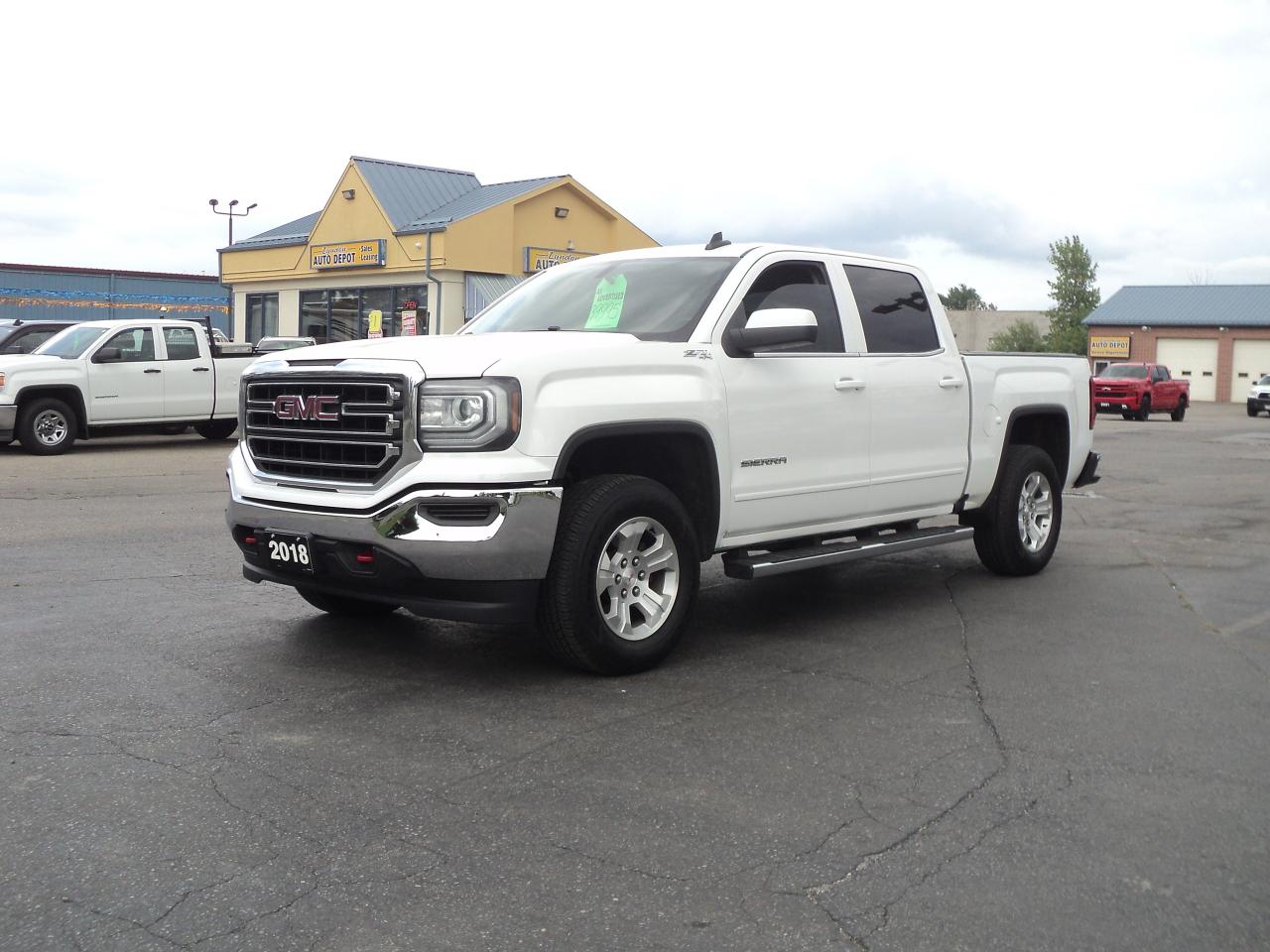 Used 2018 GMC Sierra 1500 SLE CrewCab4x4 Z71 5.3L 5.7ftBoxLeatherHeatedSeats for sale in Brantford, ON