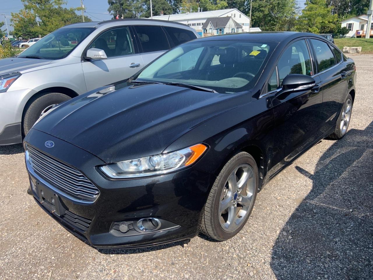 Used 2013 Ford Fusion SE for sale in London, ON