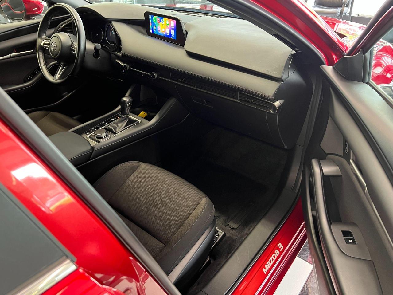 2022 Mazda MAZDA3 GS Sport Hatchback+Adaptive Cruise+CLEAN CARFAX Photo88