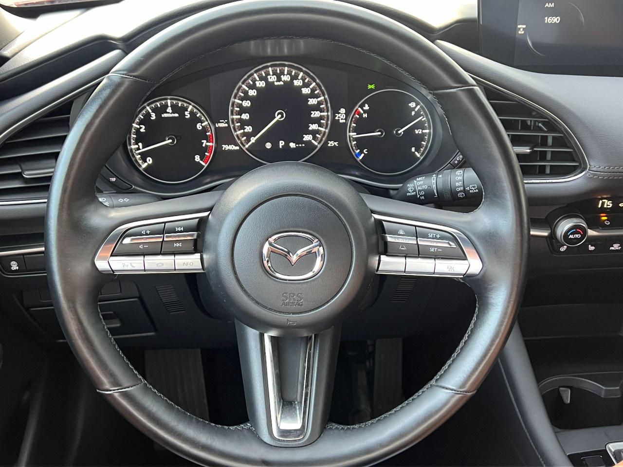 2022 Mazda MAZDA3 GS Sport Hatchback+Adaptive Cruise+CLEAN CARFAX - Photo #68