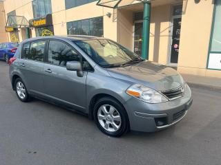 Used 2012 Nissan Versa SL for sale in North York, ON