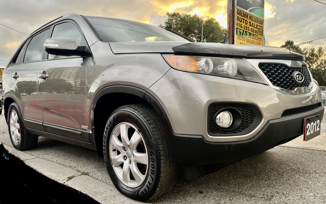 2012 Kia Sorento Alloy wheels ,Bluetooth ,heated Seats