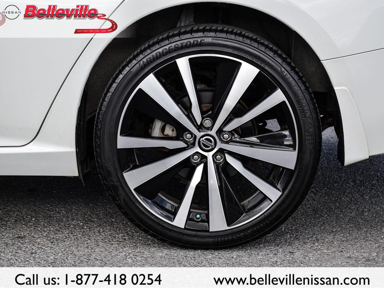 2021 Nissan Altima 2.5 Platinum, LEATHER, SUNROOF, NAVIGATION AWD Photo