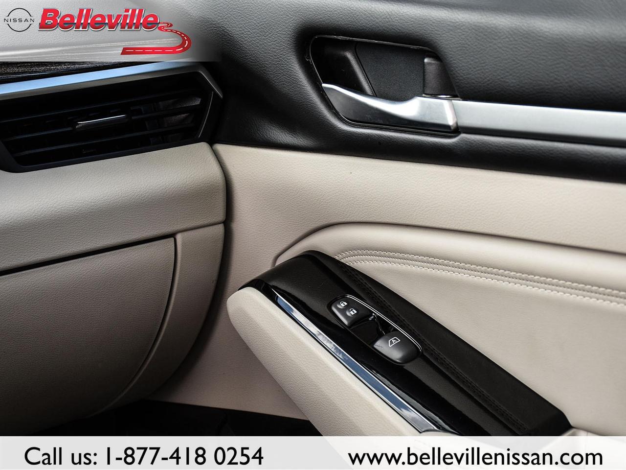 2021 Nissan Altima 2.5 Platinum, LEATHER, SUNROOF, NAVIGATION AWD Photo