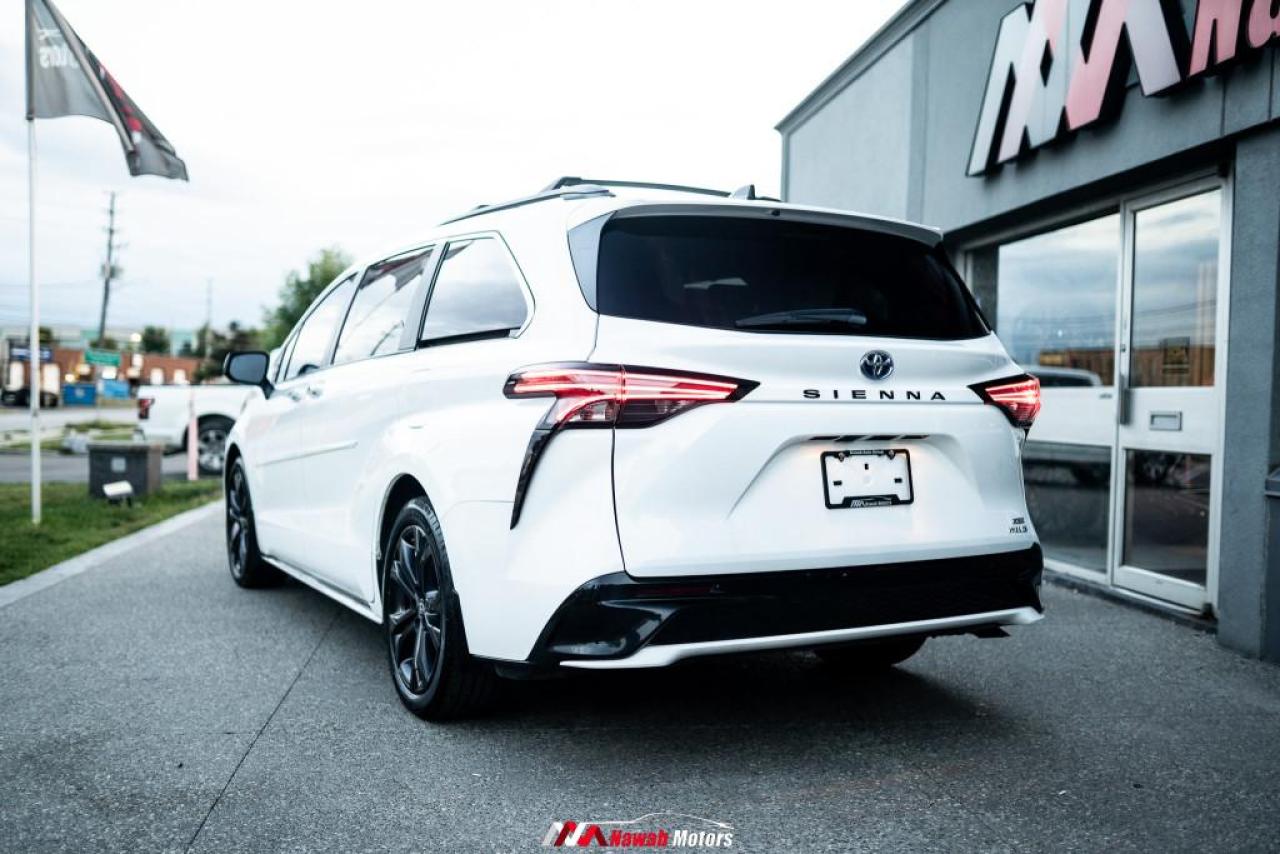 2022 Toyota Sienna XSE|HYBRID|TWO-TONE LEATHER INTERIOR|SUNROOF|ALLOYS|CARPLAY| Photo4