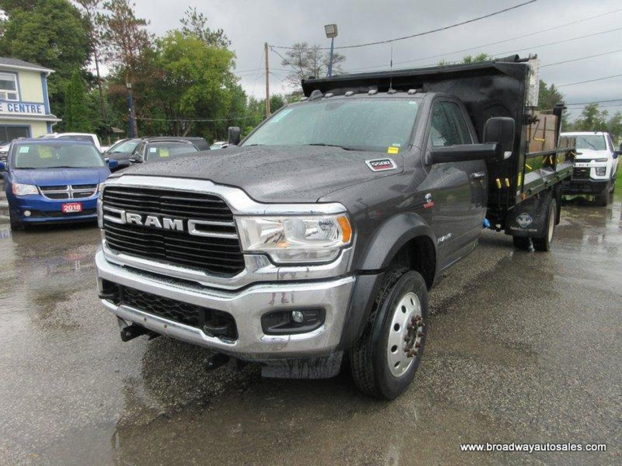 Used 2019 RAM 5500 HD Chassis WORK READY SLT-MODEL 3 PASSENGER 6.7L - CUMMINS.. 4X4.. REGULAR-CAB.. HYDRAULIC-DUMP-BOX.. HEATED SEATS & WHEEL.. BACK-UP CAMERA.. TRAILER BRAKE.. for sale in Bradford, ON