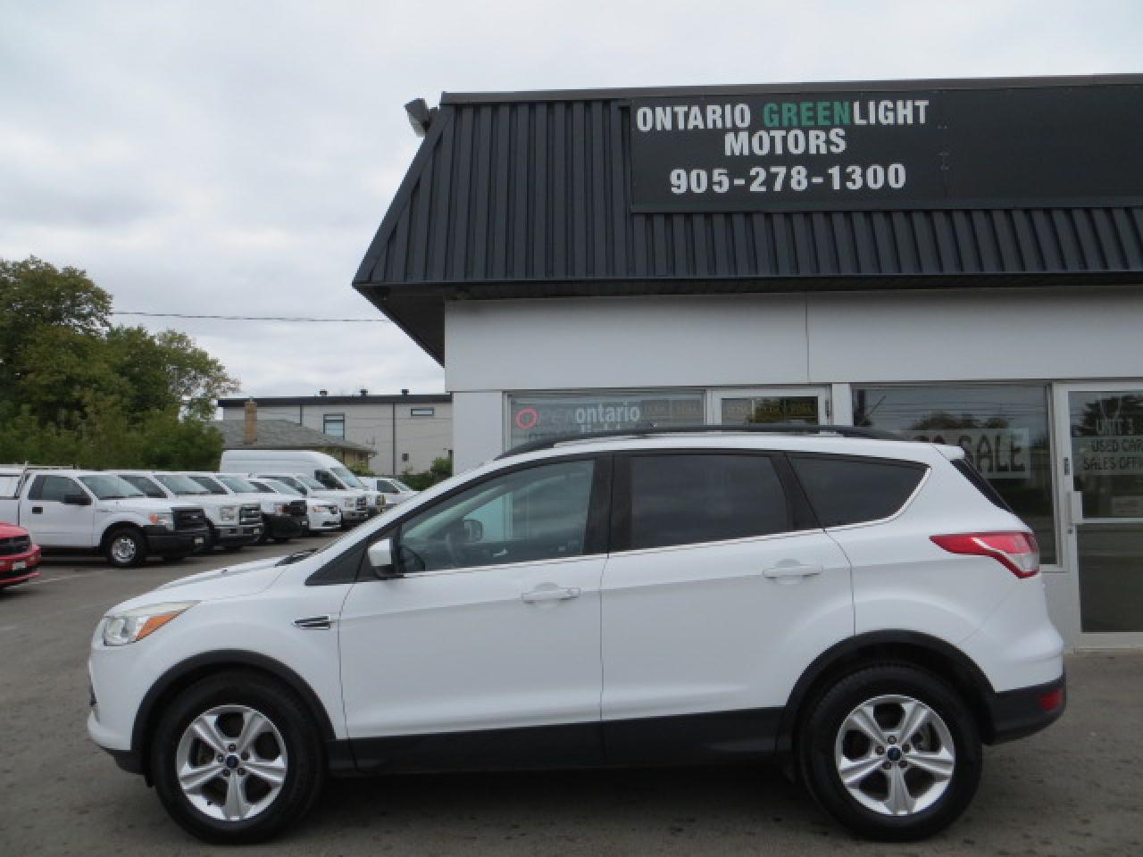 2013 Ford Escape CERTIFIED, LOW KM, 4WD, BLUETOOTH, HEATED SEATS - Photo #1
