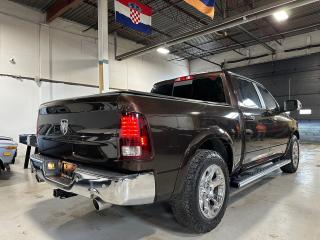 2017 RAM 1500 4WD | CREW CAB 140.5" | LARAMIE | LEATHER | 2 KEYS - Photo #6