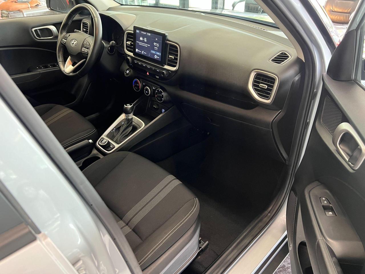 2021 Hyundai Venue Preferred+Lane Keep+BSM+Remote Start+Clean Carfax - Photo #20