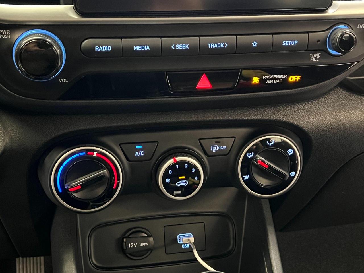 2021 Hyundai Venue Preferred+Lane Keep+BSM+Remote Start+Clean Carfax - Photo #35