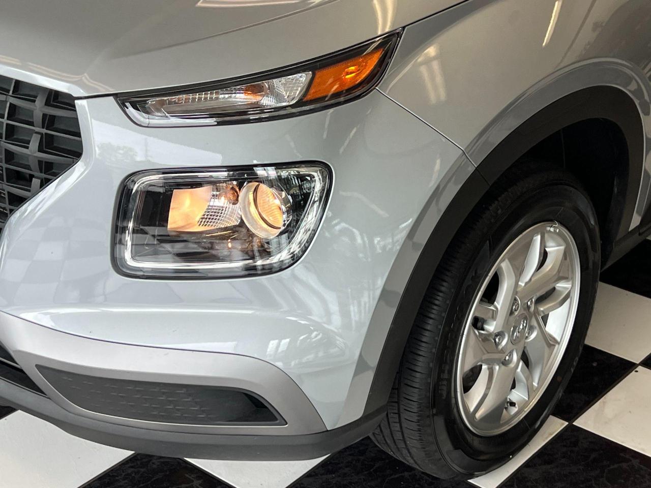 2021 Hyundai Venue Preferred+Lane Keep+BSM+Remote Start+Clean Carfax - Photo #38