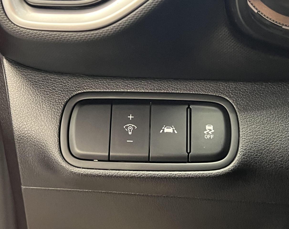 2021 Hyundai Venue Preferred+Lane Keep+BSM+Remote Start+Clean Carfax - Photo #46