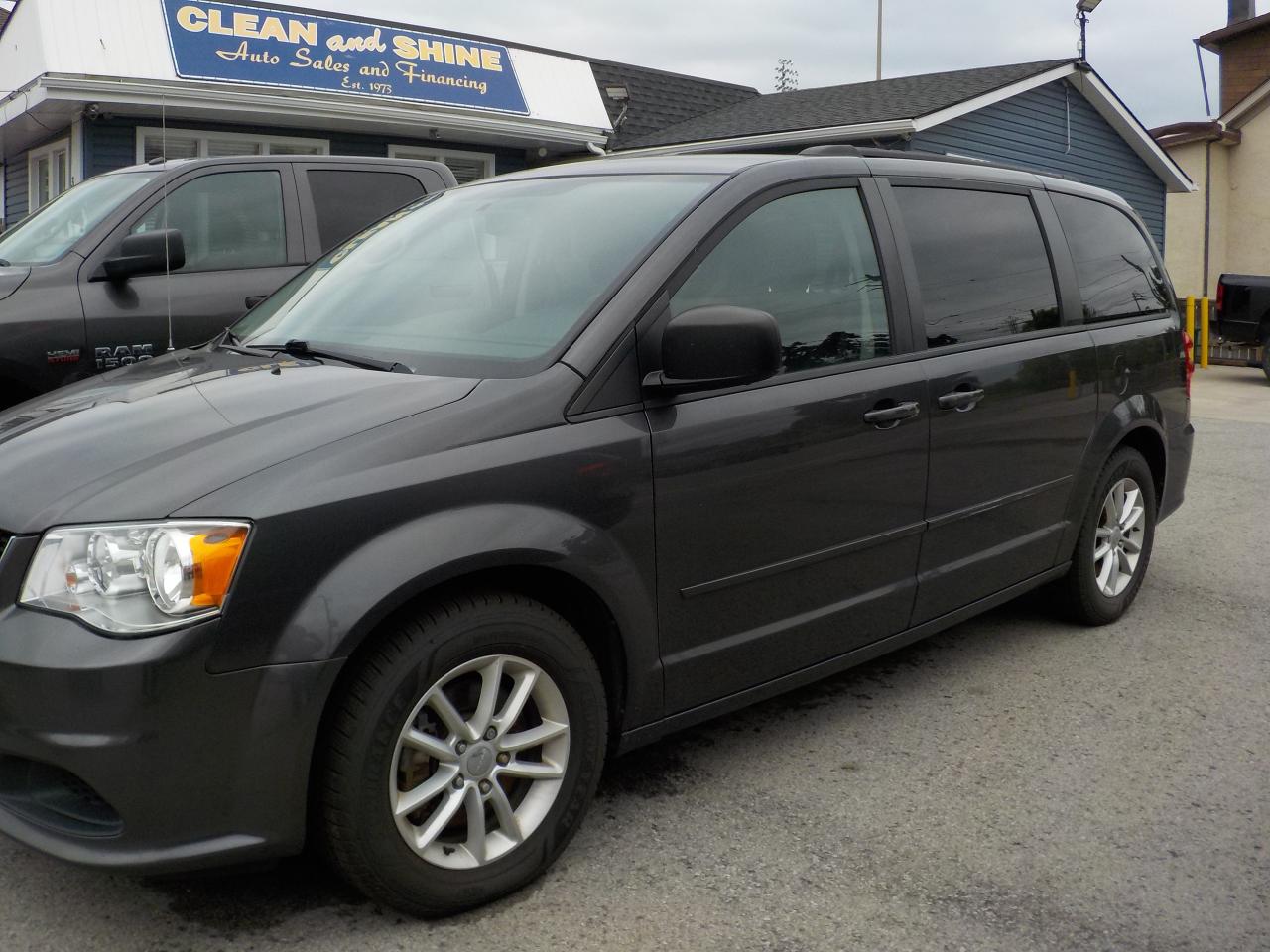 2017 Dodge Grand Caravan  - Photo #1