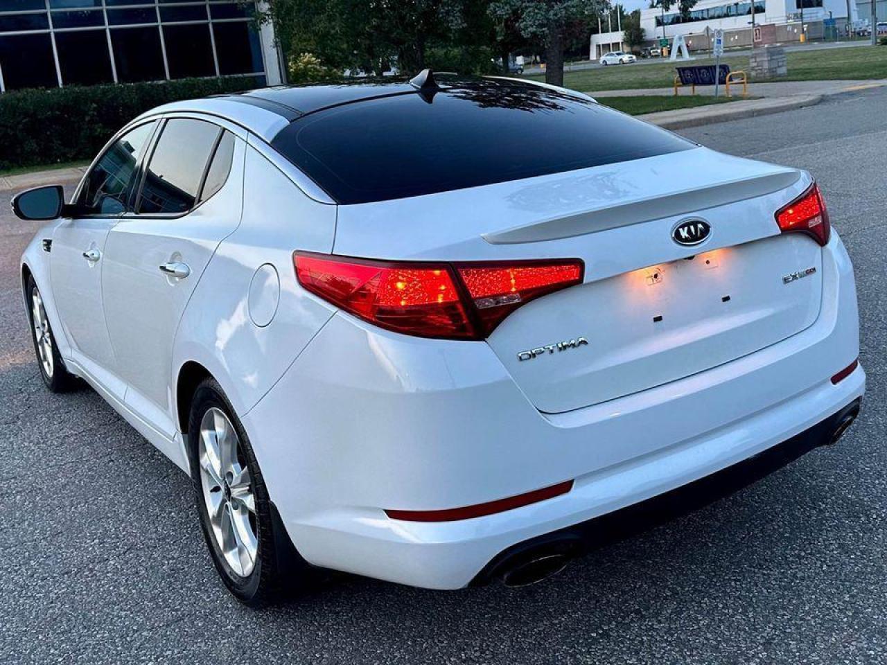 2012 Kia Optima EX- Safety Certified - Photo #11